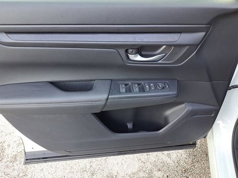 Used 2024 Honda CR-V LX image 15