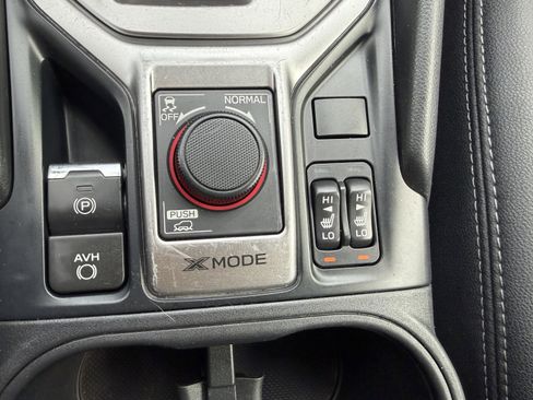 Used 2019 Subaru Forester Premium AWD/4WD image 17