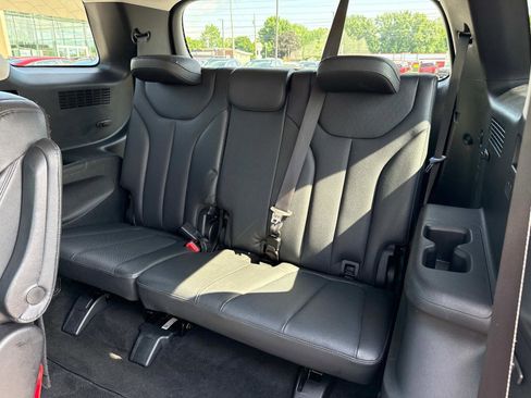 Used 2021 Hyundai Palisade SEL w/ Premium Package image 23