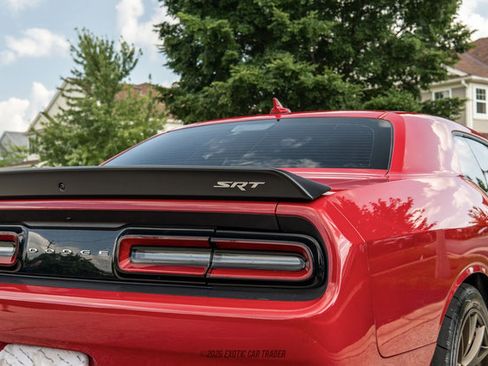 Used 2016 Dodge Challenger SRT Hellcat RWD image 93
