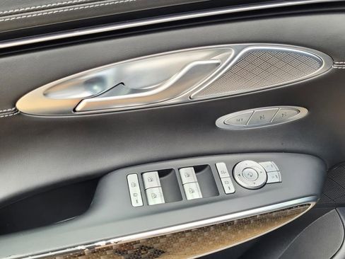 Used 2022 Genesis GV70 3.5T Sport w/ Sport Prestige Package image 12