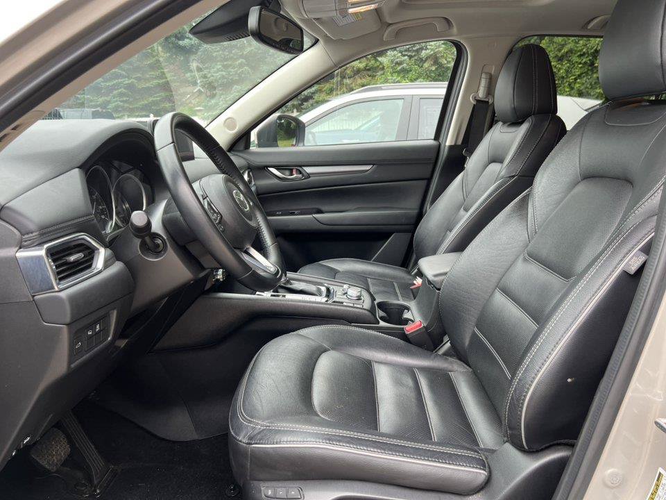 Used 2025 MAZDA CX-5 AWD 2.5 S w/ Preferred Package image 3