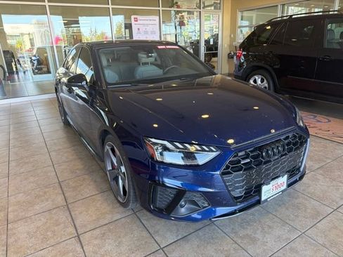 Used 2023 Audi A4 2.0T Premium Plus w/ Premium Plus Package AWD/4WD image 3
