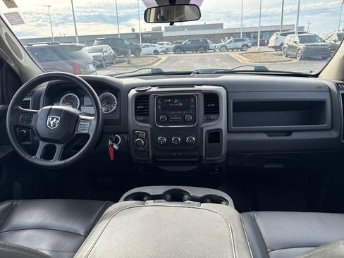 Used 2015 RAM 1500 Tradesman w/ Exterior Appearance Group image 12