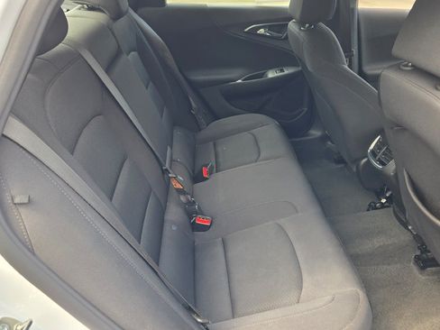 Used 2024 Chevrolet Malibu LT FWD image 11
