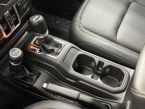 Used 2025 Jeep Wrangler Unlimited Sahara w/ Safety Group image 24