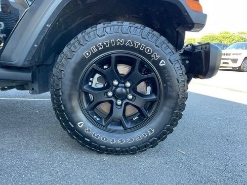 Used 2023 Jeep Wrangler Unlimited Sport AWD/4WD image 35