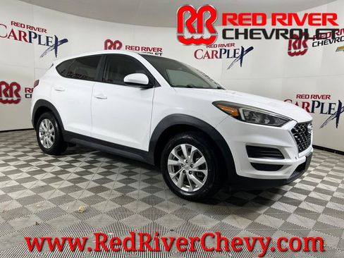 Used 2019 Hyundai Tucson SE image 1