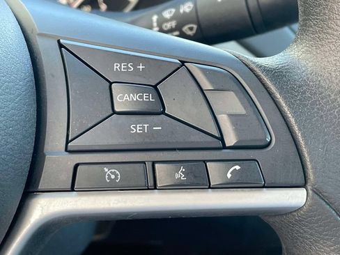 Used 2021 Nissan Altima 2.5 SV FWD image 31