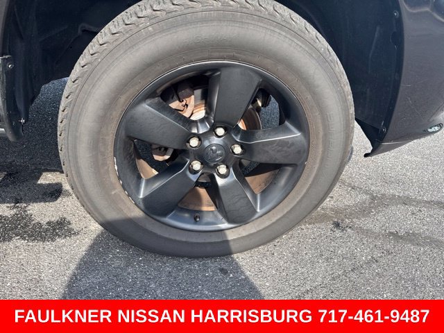 Used 2017 RAM 1500 Express w/ Black Ram 1500 Express Group AWD/4WD image 9