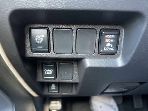 Used 2024 Nissan Frontier SV w/ SV Convenience Package RWD image 61