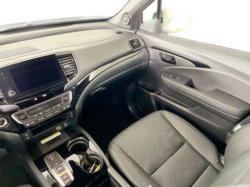 Used 2023 Honda Passport Elite image 21