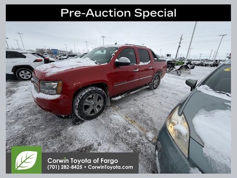 Used 2009 Chevrolet Avalanche LTZ image 1