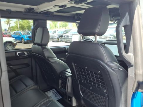 Certified 2025 Ford Bronco Badlands AWD/4WD image 13