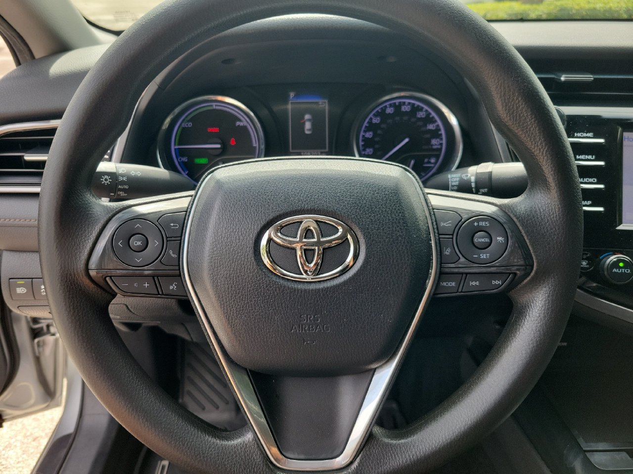 Used 2019 Toyota Camry LE FWD image 18
