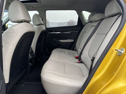 Used 2023 Kia Seltos SX w/ SX Sunroof Package image 15