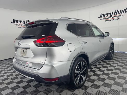 Used 2018 Nissan Rogue SL w/ Premium Package FWD image 7