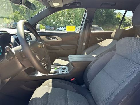 Certified 2023 Chevrolet Traverse LT w/ Rear Camera Mirror Package AWD/4WD image 34