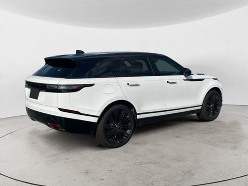 Used 2025 Land Rover Range Rover Velar Dynamic SE AWD/4WD image 4