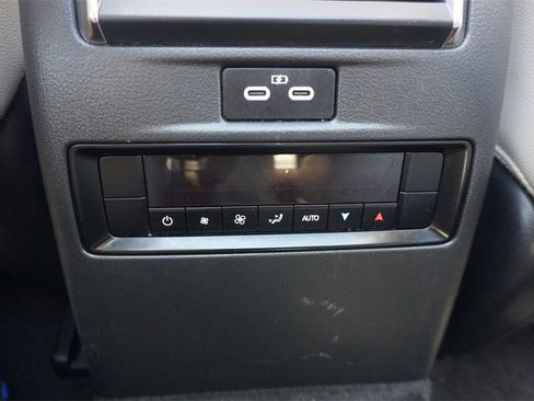 Used 2024 MAZDA CX-90 Plug-In Hybrid w/ Premium Pkg image 15