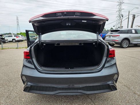 Used 2024 Kia Forte LXS FWD image 4