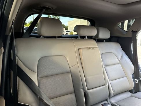 Used 2019 Hyundai Tucson Ultimate w/ Cargo Package AWD/4WD image 47