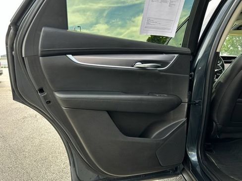 Used 2019 Cadillac XT5 Premium Luxury AWD/4WD image 13