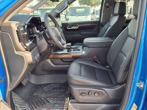 New 2026 Chevrolet Silverado 1500 LT Trail Boss w/ Safety Package image 6