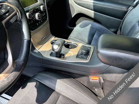 Used 2015 Jeep Grand Cherokee Limited AWD/4WD image 13