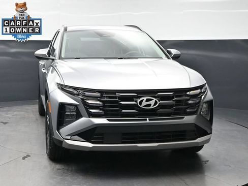Used 2025 Hyundai Tucson Blue AWD/4WD image 2
