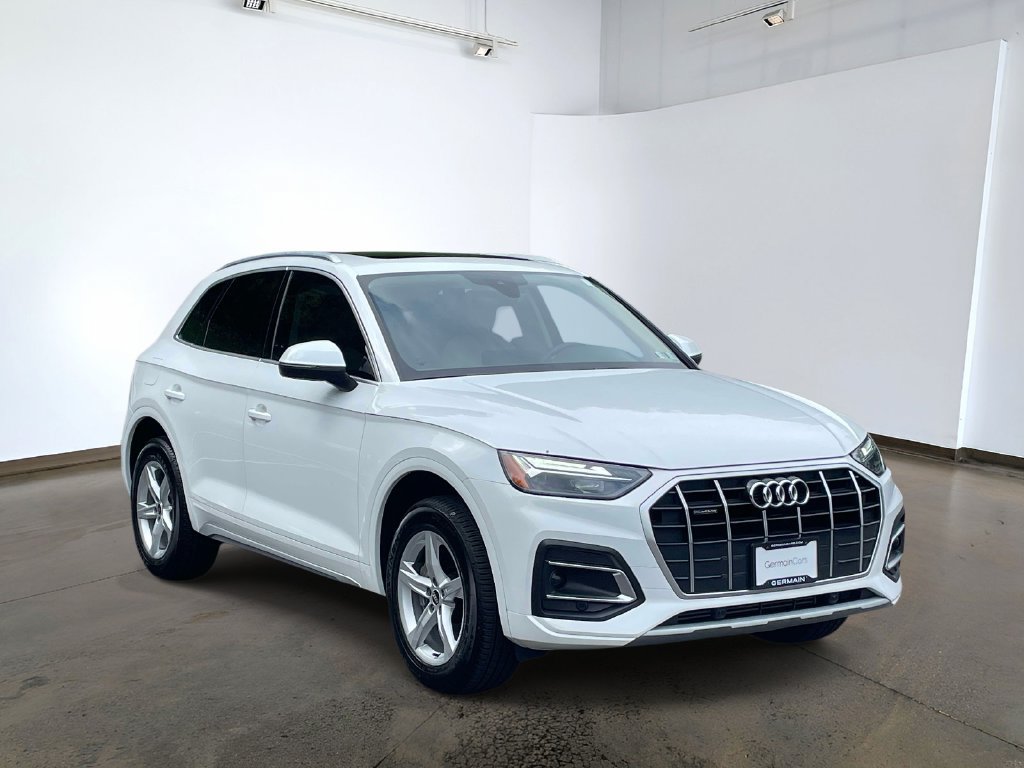Used 2021 Audi Q5 2.0T Premium w/ Convenience Package AWD/4WD image 3