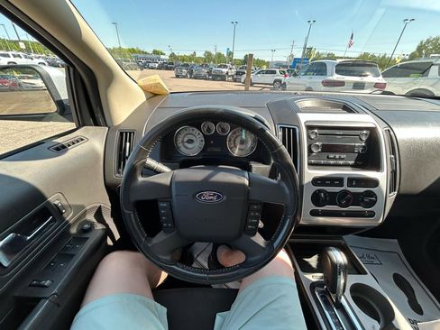 Used 2010 Ford Edge SEL FWD image 28