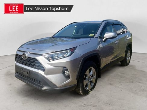 Used 2019 Toyota RAV4 XLE w/ Convenience Package AWD/4WD image 1