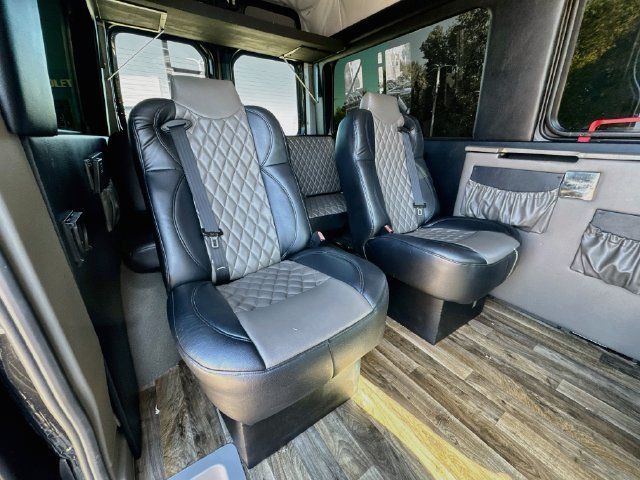 Used 2018 Mercedes-Benz Sprinter 2500 image 26
