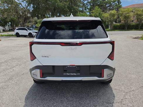 New 2027 Kia Seltos EX FWD image 7