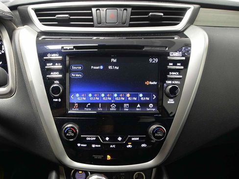 Used 2018 Nissan Murano SL w/ Moonroof Package image 15