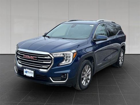 Used 2023 GMC Terrain SLT image 1