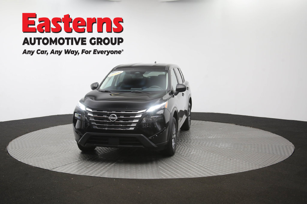Used 2024 Nissan Rogue S AWD/4WD image 55