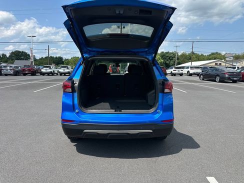 Used 2024 Chevrolet Equinox LT AWD/4WD image 12