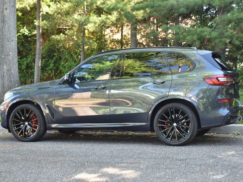 Used 2022 BMW X5 sDrive40i w/ M Sport Package RWD image 4
