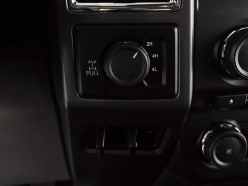 Used 2017 Ford F250 XLT image 13