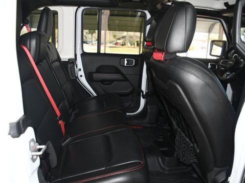 Used 2020 Jeep Wrangler Unlimited Rubicon w/ Quick Order Package 28Y Recon image 18