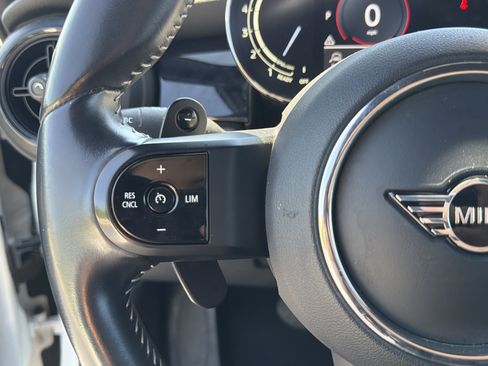 Used 2024 MINI Cooper S FWD image 29
