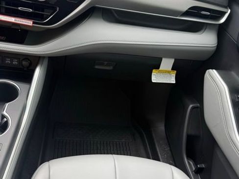 New 2026 Toyota Highlander XLE AWD/4WD image 33