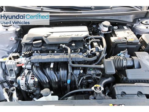 Certified 2024 Hyundai Elantra SEL FWD image 33