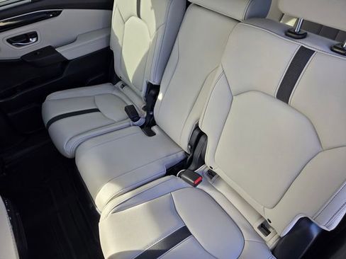 New 2026 Honda Pilot EX-L image 24