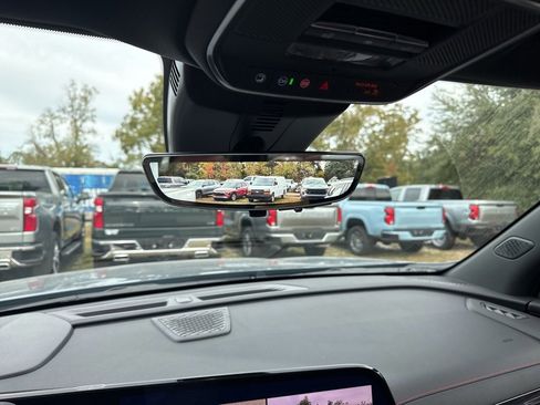 New 2026 Chevrolet Traverse RS w/ LPO, Floor Liner Package image 22