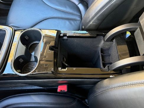 Used 2022 Lincoln Nautilus Reserve w/ Luxury Package image 35