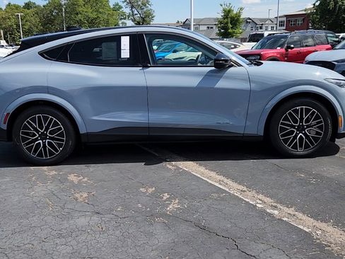 New 2025 Ford Mustang Mach-E Premium image 10