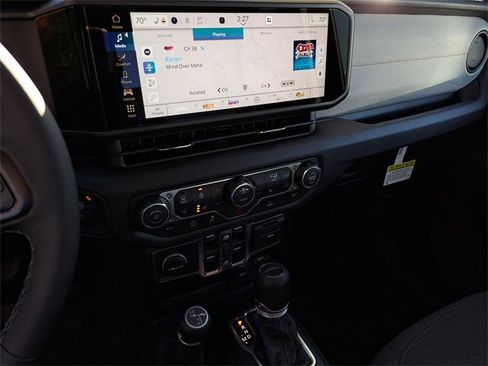 New 2026 Jeep Gladiator Sport image 6